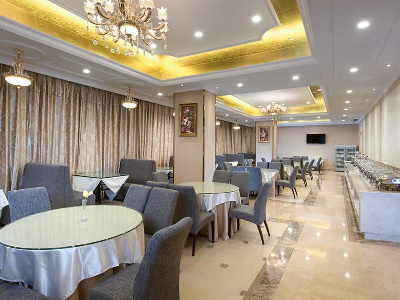Vienna Hotel Guangzhou Baiyun Airport Εξωτερικό φωτογραφία